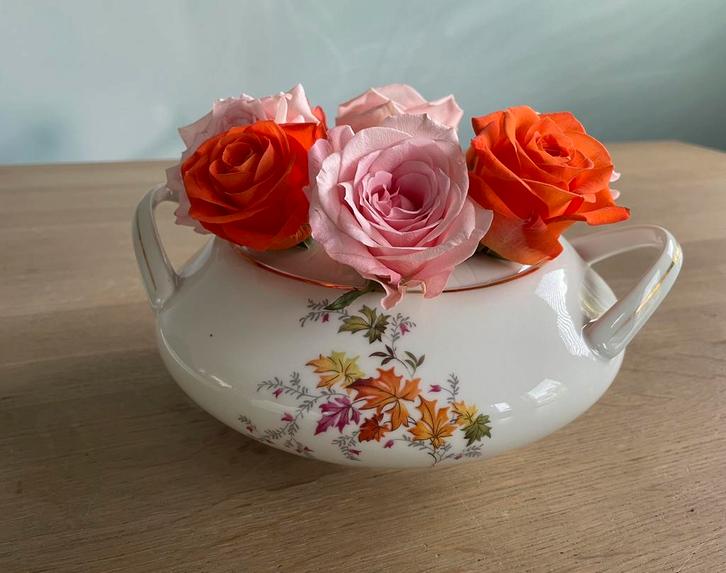 Prachtige vintage gerestylde bloemen schaal, Antiek en Kunst, Antiek | Vazen, Ophalen of Verzenden