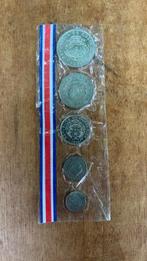 Belt buckles by Sword Make R D 321184 - vintage - Trade Mark, Ophalen of Verzenden, Dames, Sword Make R