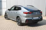 BMW iX2 eDrive20 M Sport / Trekhaak / Sportstoelen / Achteru, X2, Gebruikt, Zwart, Met garantie (alle)