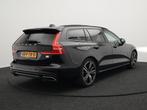 Volvo V60 T8 Recharge AWD R-Design Plug In Hybrid LONG RANGE, Auto's, Volvo, Automaat, Gebruikt, Zwart, 4 cilinders