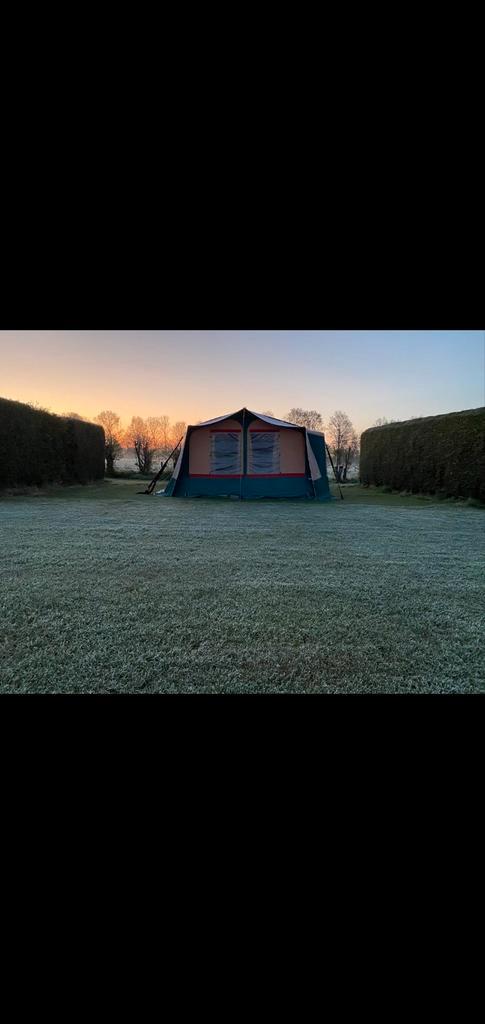 Trigano Chantilly GL vouwwagen met fietsendrager compleet, Auto diversen, Fietsendragers, Trekhaakdrager, Ophalen