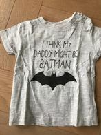 zgan grijs t shirt korte mouw mt 80 "Daddy might be Batman, Kinderen en Baby's, Babykleding | Maat 80, Ophalen of Verzenden, Zo goed als nieuw