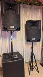 Devine Artis 15A 800 Watt actieve luidspreker set te huur€70, Ophalen, Zo goed als nieuw, Overige