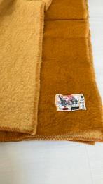 Vintage dikke wol Aabe 1 pers cognac met geel met label, Ophalen, Zo goed als nieuw