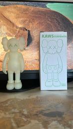 Kaws Glow in the dark pop, Verzamelen, Poppetjes en Figuurtjes, Ophalen of Verzenden, Zo goed als nieuw