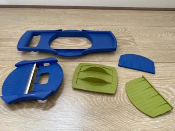 Tupperware Mandoline / Groentesnijder blauw-groen beschikbaar voor biedingen