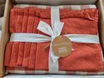 Tafellinnen set brique rood Nieuw compleet met servetten, Ophalen of Verzenden, Nieuw, Rood, Tafelkleed of Tafelzeil