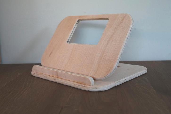 Handgemaakte houten laptopstandaard, Computers en Software, Laptopstandaarden, Nieuw, Ophalen of Verzenden