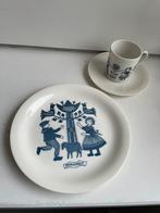Klederdracht servies 5 borden&kop&schotel Set €7.50, Ophalen of Verzenden, Porselein, Overige stijlen, Bord(en)