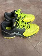 Asics hockey schoenen 35, Ophalen of Verzenden, Zo goed als nieuw, Schoenen