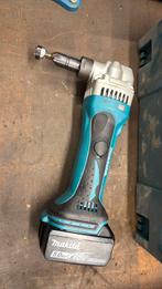 Makita 18v knabbelschaar met accu, Ophalen, Zo goed als nieuw, Boor- en Schroefmachine