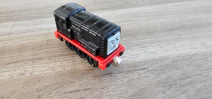 Thomas de trein take n play,  diesel, Hobby en Vrije tijd, Modelbouw | Radiografisch | Auto's, Auto offroad, Overige schalen, Ophalen of Verzenden