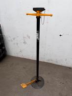 Omega Hulpsteun Met voetpedaal 680KG, Ophalen, Zo goed als nieuw