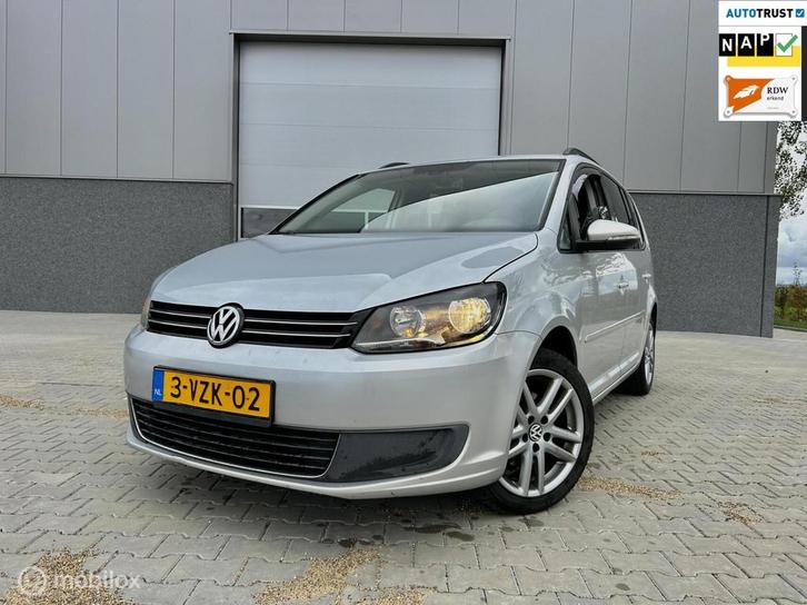 Volkswagen Touran 1.6 TDI/Virtual cockpit/DSG/GRIJS KENTEKEN, Auto's, Bestelauto's, Bedrijf, Te koop, ABS, Airbags, Airconditioning