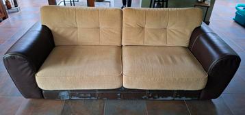 GRATIS fijne bank voor 3-4 personen