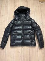 Moncler Maya Jas - Maat M - Zwart, Kleding | Heren, Jassen | Winter, Ophalen of Verzenden, Gedragen, Maat 48/50 (M), Zwart