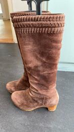 Laarzen Ugg 38, Kleding | Dames, Schoenen, Ophalen of Verzenden, Zo goed als nieuw, Bruin, Hoge laarzen