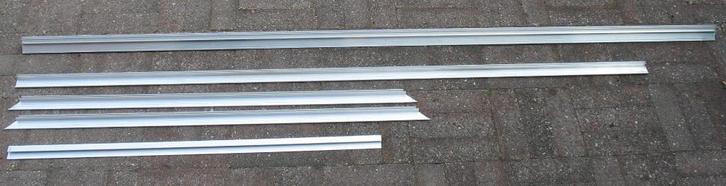 Hoekprofielen aluminium - restant, Doe-het-zelf en Verbouw, Metalen, Zo goed als nieuw, Aluminium, Ophalen