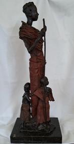 Bronzen beeld Marianne Houtkamp, Ophalen