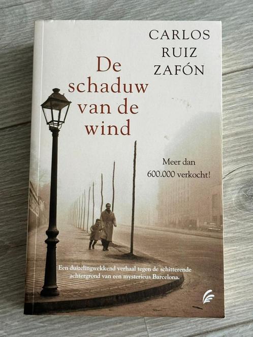De schaduw van de wind, van Carlos Ruiz Zafon, Boeken, Literatuur, Gelezen, Nederland, Ophalen of Verzenden