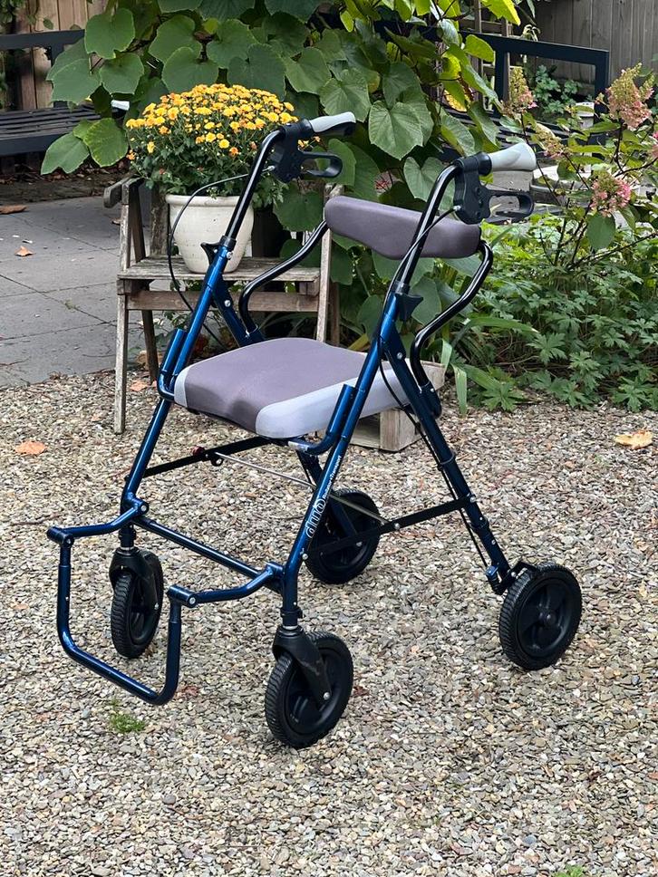 Duo rollater en transport in 1, Diversen, Rollators, Zo goed als nieuw, Lichtgewicht, Opvouwbaar, Ophalen