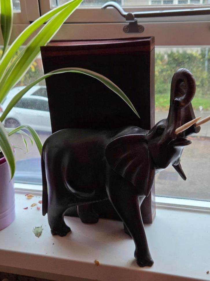 Boekensteunen 2 Afrikaanse Olifanten met Kunstgebit, Antiek en Kunst, Kunst | Beelden en Houtsnijwerken, Ophalen of Verzenden