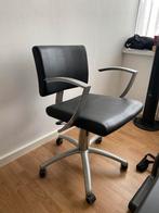 Kappersstoel met pomp op wielen, Ophalen, Gebruikt