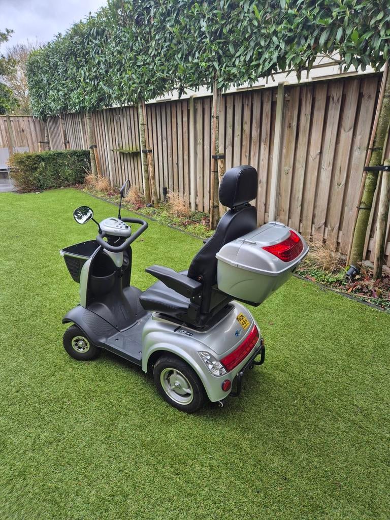 IVA q1000 scootmobiel 2021, 520km gelopen, Ophalen, Zo goed als nieuw, 16 km/u of meer