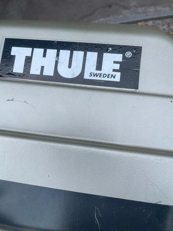 Gebruikte Thule Dakkoffer beschikbaar voor biedingen