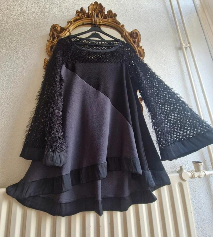 Als nieuw! Mat. Fashion zwart grijs apart wijd a lijn tuniek, Kleding | Dames, Grote Maten, Zo goed als nieuw, Blouse of Tuniek