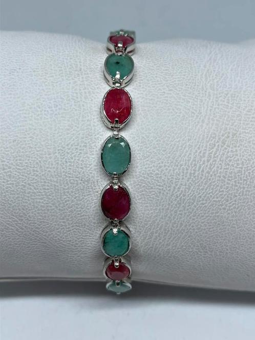 Elegant Zilveren Armband met Echte Smaragd en Robijn, Sieraden, Tassen en Uiterlijk, Armbanden, Nieuw, Zilver, Rood, Met edelsteen