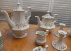 Johnson Brothers Eternal Beau vintage servies bloem + strik, Ophalen of Verzenden, Zo goed als nieuw, Overige stijlen, Porselein