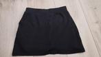 Zwarte rok maat 134 met vast broekje, Ophalen of Verzenden, Zo goed als nieuw, Meisje, Jurk of Rok