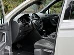 Volkswagen Tiguan 1.4 TSI 4Motion R-line DSG-PANO-TREKHAAK, Auto's, Automaat, 15 km/l, 4 cilinders, Alcantara
