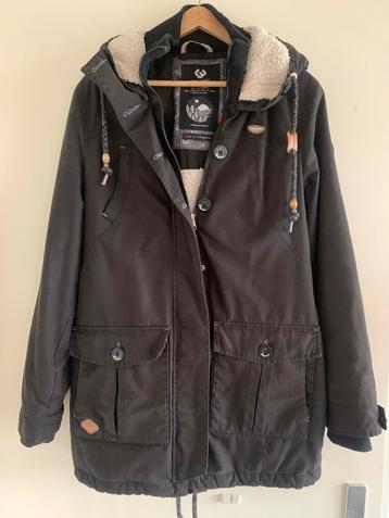 Heerlijke warme winterjas van Ragwear, zwart, maat XL beschikbaar voor biedingen