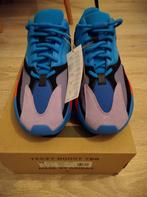Yeezys res blue maat 44, Ophalen, Nieuw, Blauw