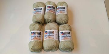 6 bollen Schachenmayr Egypto Cotton beschikbaar voor biedingen