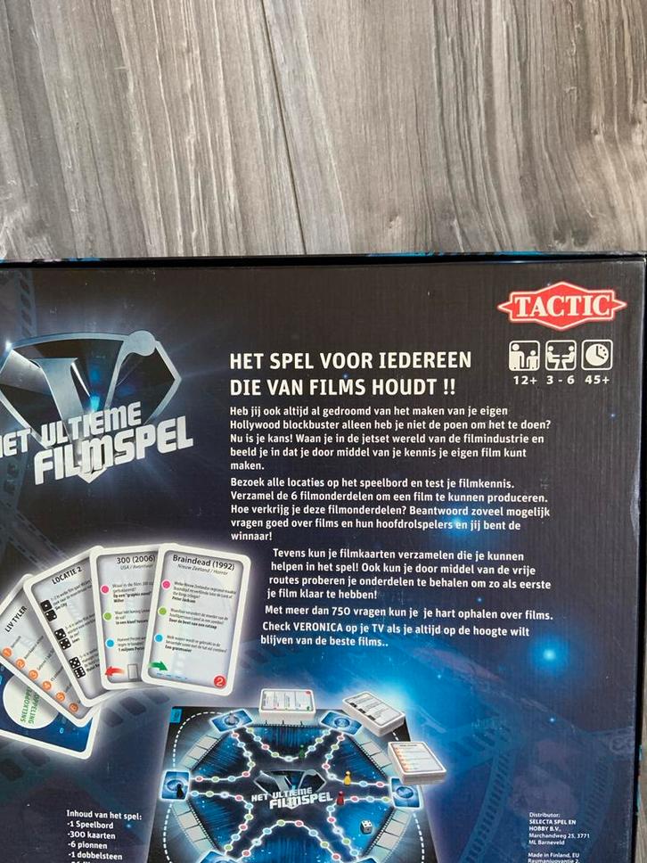 Het Ultieme Filmspel - Test je filmkennis!, Hobby en Vrije tijd, Gezelschapsspellen | Bordspellen, Zo goed als nieuw, Drie of vier spelers