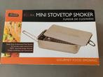 Nieuw in doos mini stovetop smoker, Tuin en Terras, Barbecue-accessoires, Ophalen of Verzenden, Nieuw