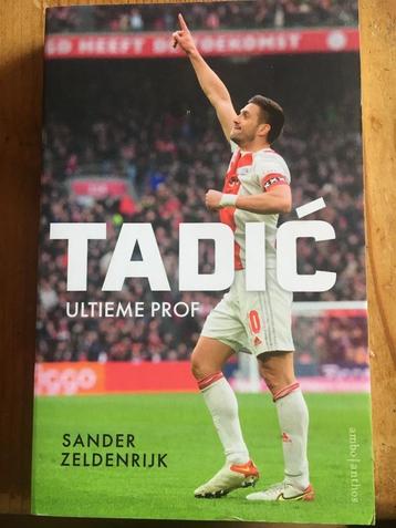 voetbalboek- Tadic- Ultieme prof - Nieuw boek beschikbaar voor biedingen