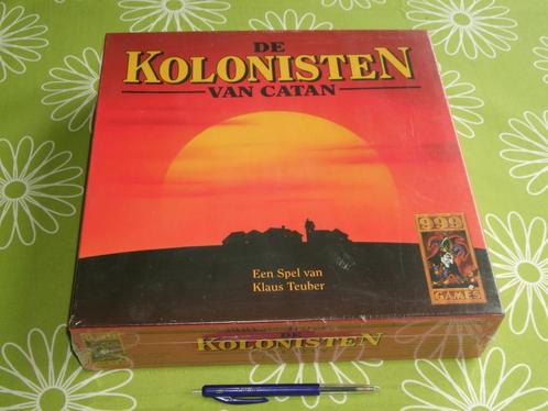 Nieuw in seal: De kolonisten van Catan - houten editie, Hobby en Vrije tijd, Gezelschapsspellen | Bordspellen, Nieuw, Een of twee spelers