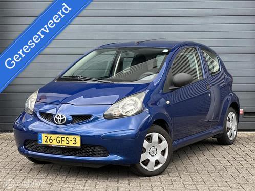 Toyota Aygo 1.0-12V | Nieuwe APK |, Auto's, Toyota, Bedrijf, Aygo, ABS, Airbags, Alarm, Isofix, Metallic lak, Radio, Startonderbreker
