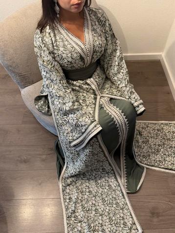 Caftan/ Takshita verhuur beschikbaar voor biedingen