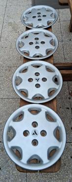 Lancia Y10 Wieldoppen 13 inch - Set van 4, Auto diversen, Wieldoppen, Ophalen of Verzenden, Gebruikt