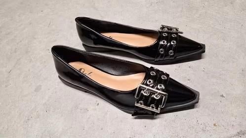 Zwarte lak schoentjes Sheln maat 40, Kleding | Dames, Ophalen of Verzenden, Zo goed als nieuw, Zwart