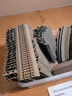 Roco Line rails met bedding., Hobby en Vrije tijd, Gelijkstroom, Rails, Ophalen of Verzenden, Zo goed als nieuw