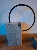 Zwart grijs Circle Object, grijs blok marmer met zwarte ring, Ophalen of Verzenden