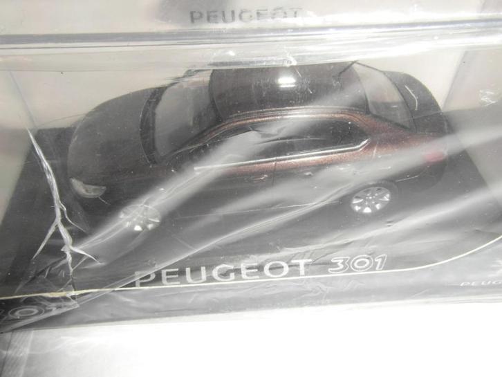 Peugeot 301 4 deurs     Norev  1:43, Hobby en Vrije tijd, Modelauto's | 1:43, Zo goed als nieuw, Auto, Norev, Ophalen of Verzenden