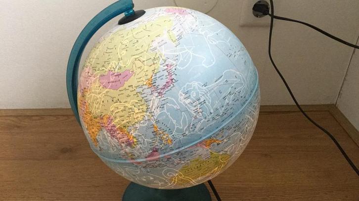 Interactieve Wereldbol met Verlichting, Huis en Inrichting, Woonaccessoires | Wereldbollen, Zo goed als nieuw, Interactief, Ophalen of Verzenden