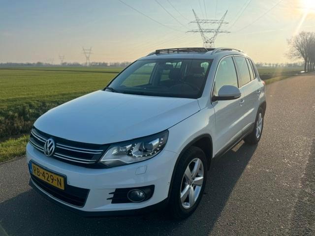 Volkswagen Tiguan 1.4 TSI 2012 Wit, Auto's, Volkswagen, Bedrijf, Tiguan, ABS, Adaptieve lichten, Airbags, Airconditioning, Alarm